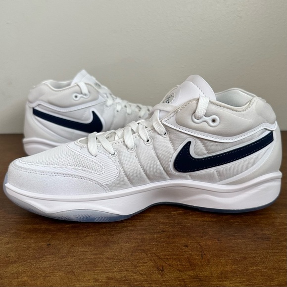Men's Nike GT Hustle 2 White Ice Basketball Sneakers DX9190-101 Size 8 Rare! - Picture 6 of 7